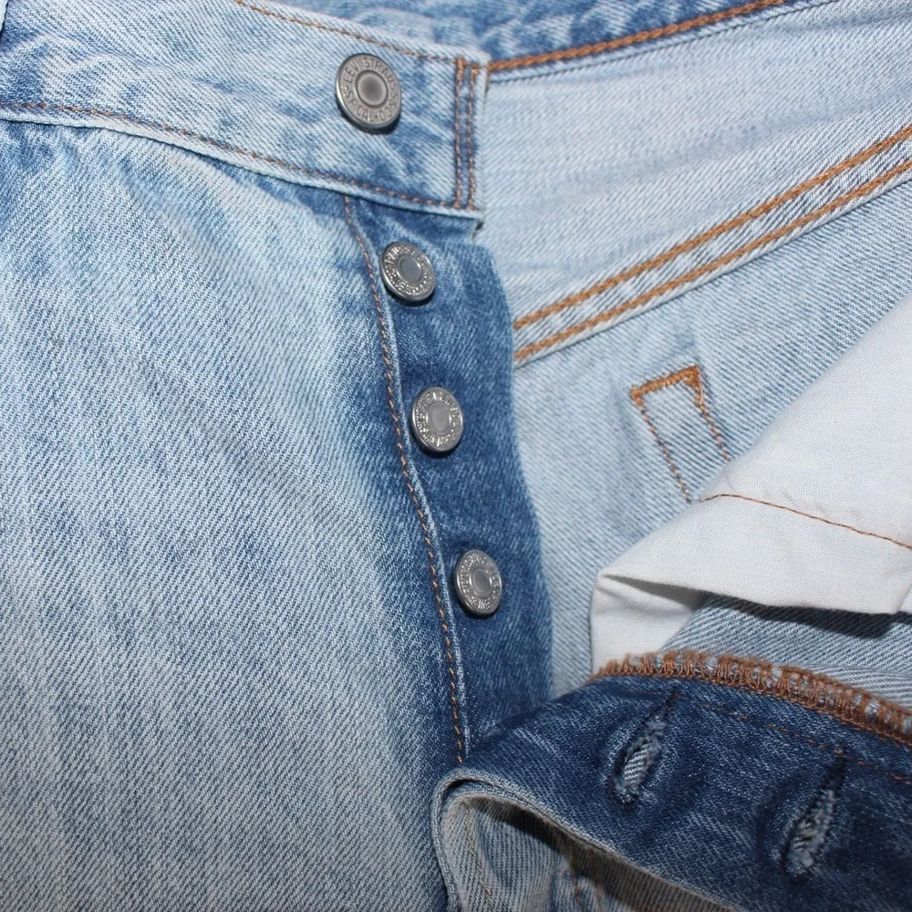 𝅺NWT Levis 501 Skinny Jeans - Picture 3 of 5